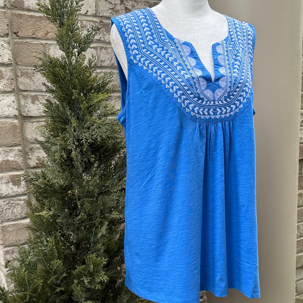 Brand New Susan Graver Sky Blue Embroidered Tank Top